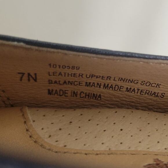 Sofft Shoes Womens Size 7N Leather Blue 2Kitten Heel Peasant Boho Modern Shoes - Picture 9 of 9